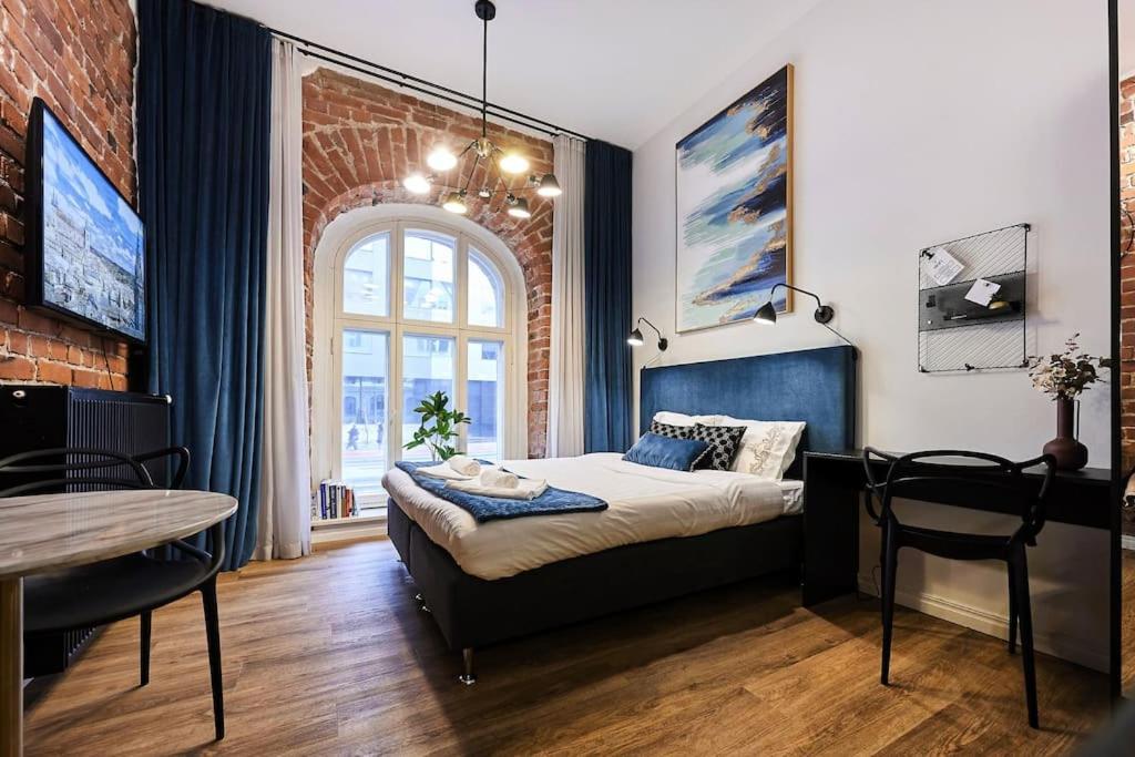 Urban-Glam City Centre Studio With A Gym And Terrace Tallinn Bagian luar foto