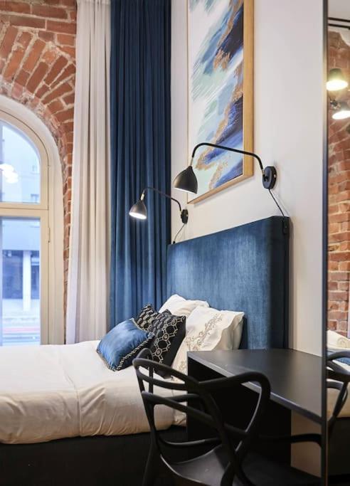 Urban-Glam City Centre Studio With A Gym And Terrace Tallinn Bagian luar foto